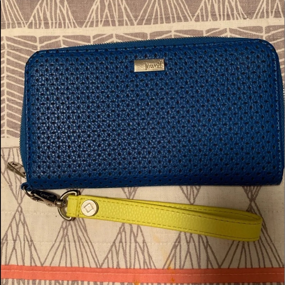 Thirty-One All About The Benjamin’s Wallet